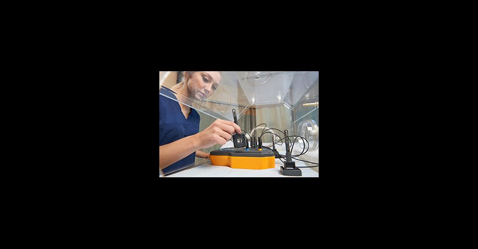 Simplify testing with all-in-one infant incubator analyzer
